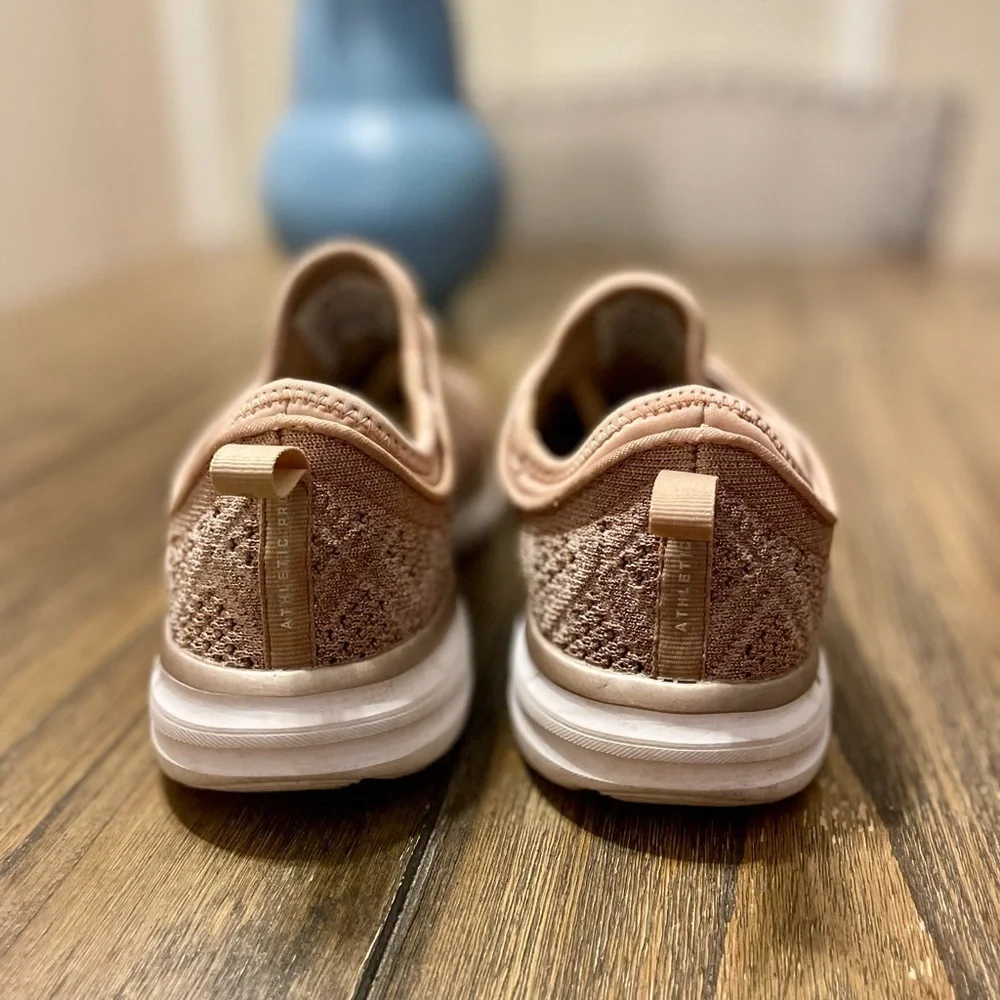 APL  Athletic Propulsion Lab Sneakers Shoes Techloom Phantom Rose Gold Size 7